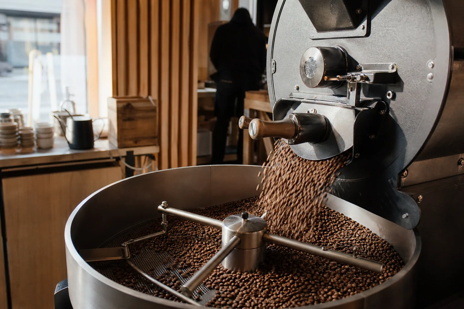 Guests enjoying coffee and working at norange Coffee Roasters